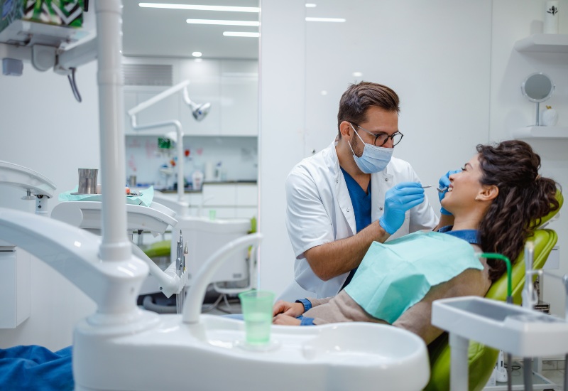 Treatment options for damaged or chipped teeth at dental clinic in Southfield, MI